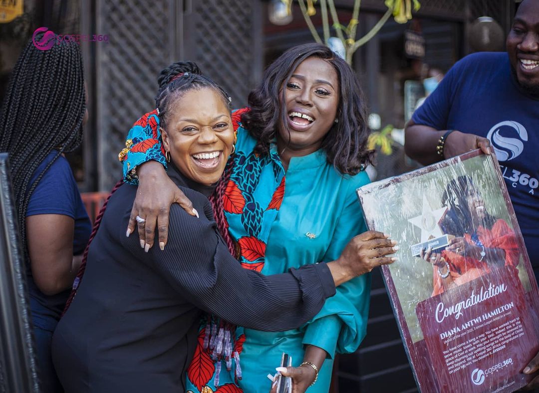 Diana Hamilton surprise party