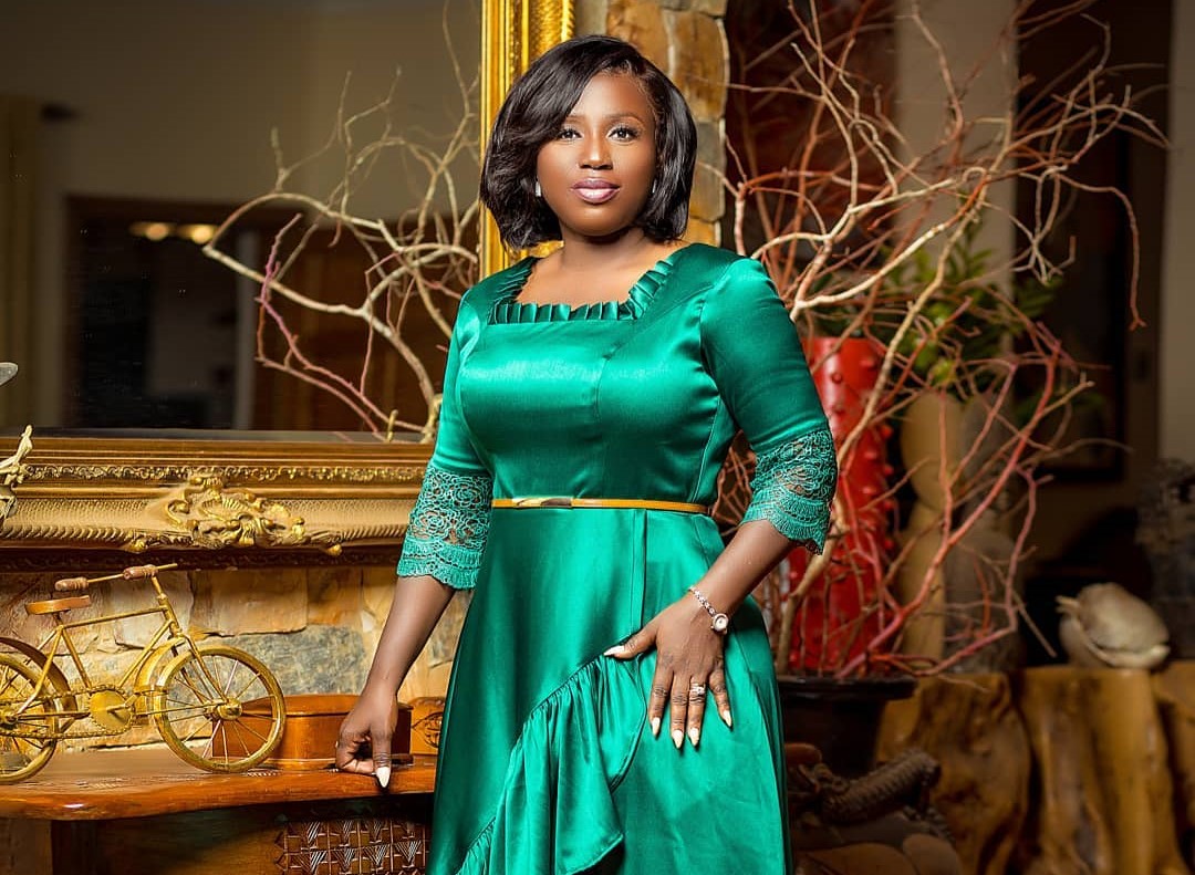 Diana Hamilton Artiste of the year UK